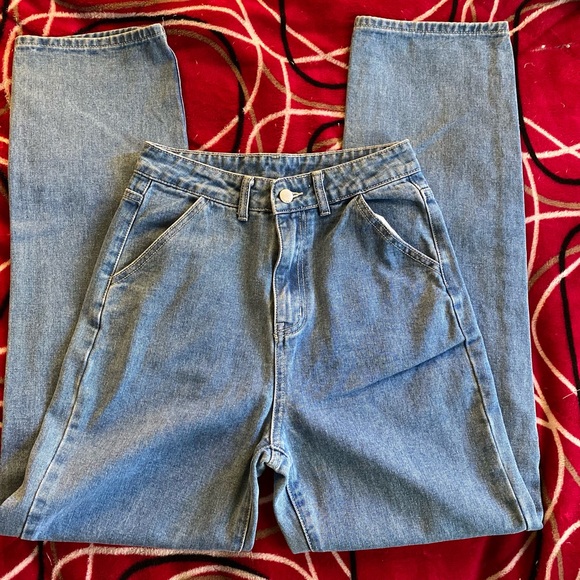 This is a product from SHEIN. Color is light washed. has not been worn. - Picture 2 of 4